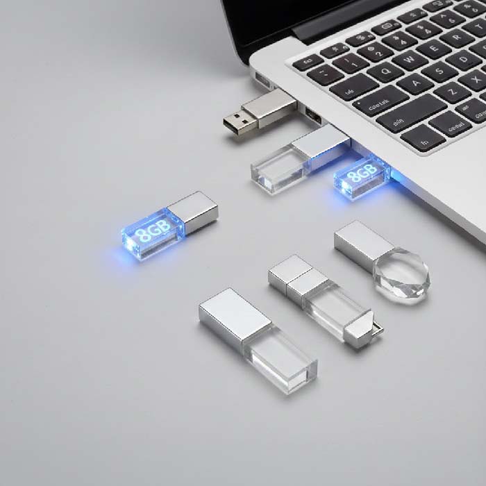 فلش مموری کریستالی